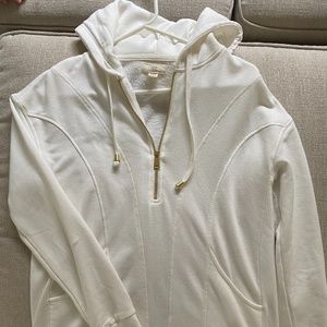 White hooded sweatshirt
